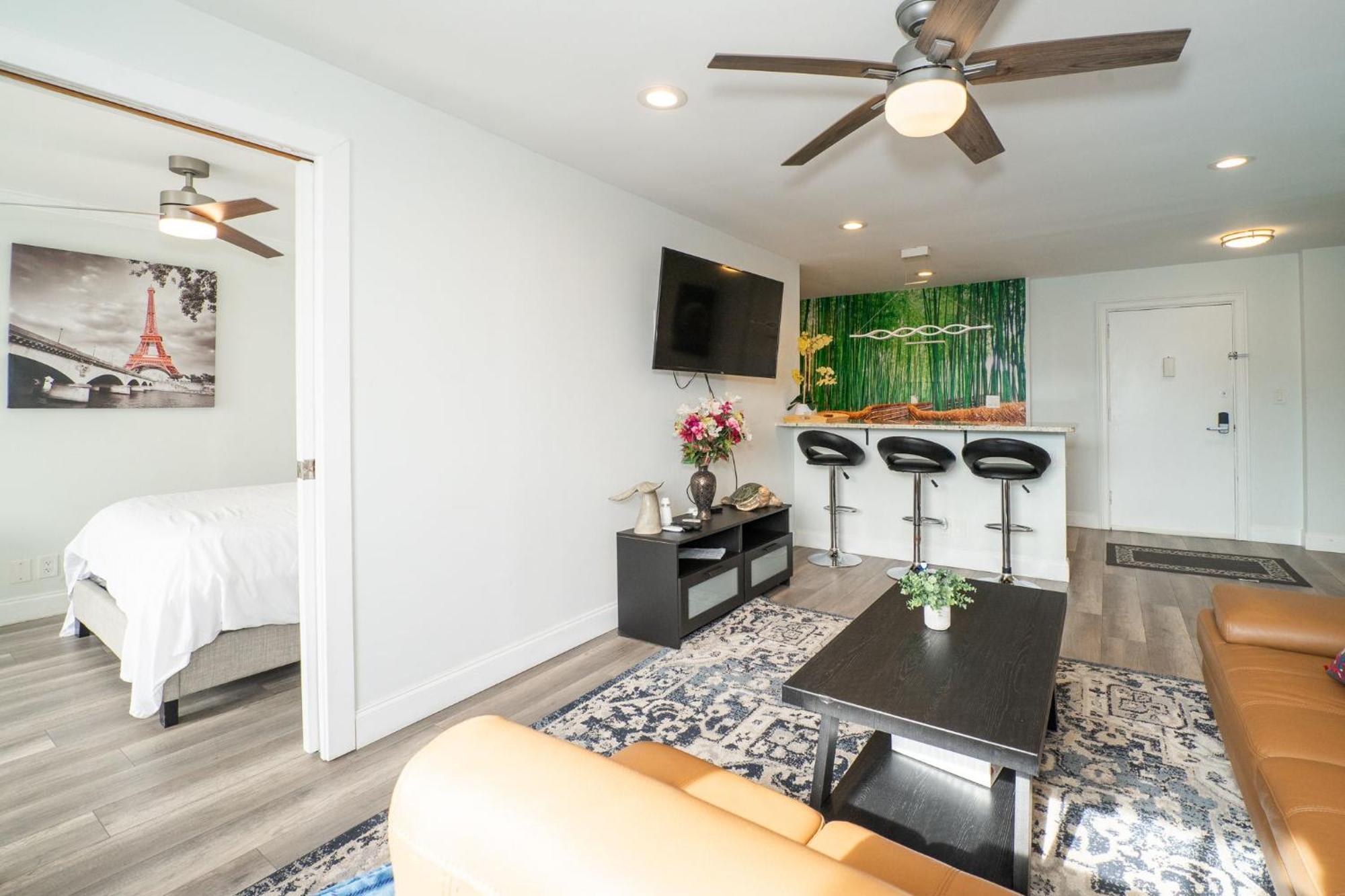 Just Renovated 3 Br/2Bath/ Parking+ Downtown View Διαμέρισμα Ατλάντα Εξωτερικό φωτογραφία