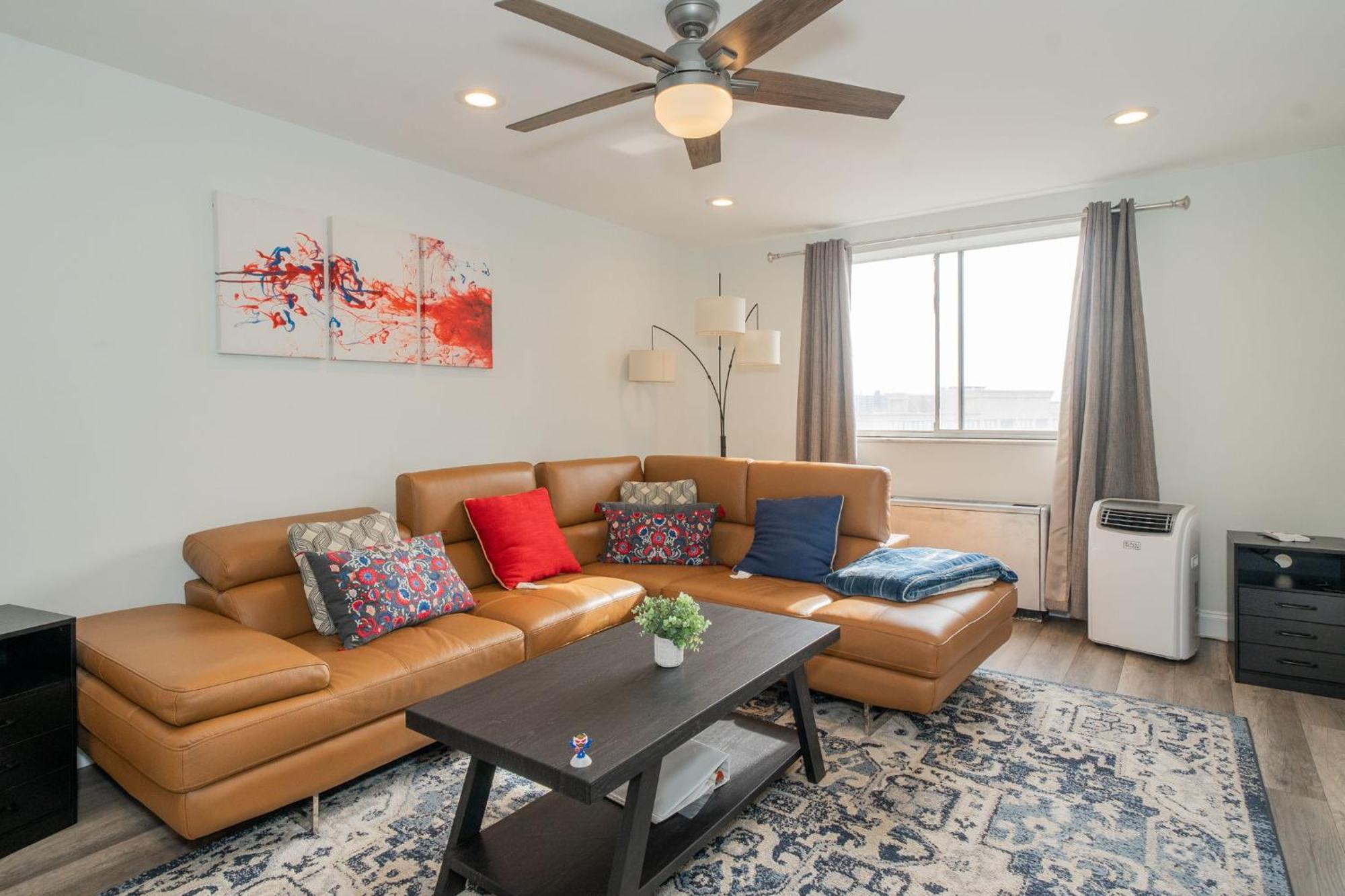 Just Renovated 3 Br/2Bath/ Parking+ Downtown View Διαμέρισμα Ατλάντα Εξωτερικό φωτογραφία
