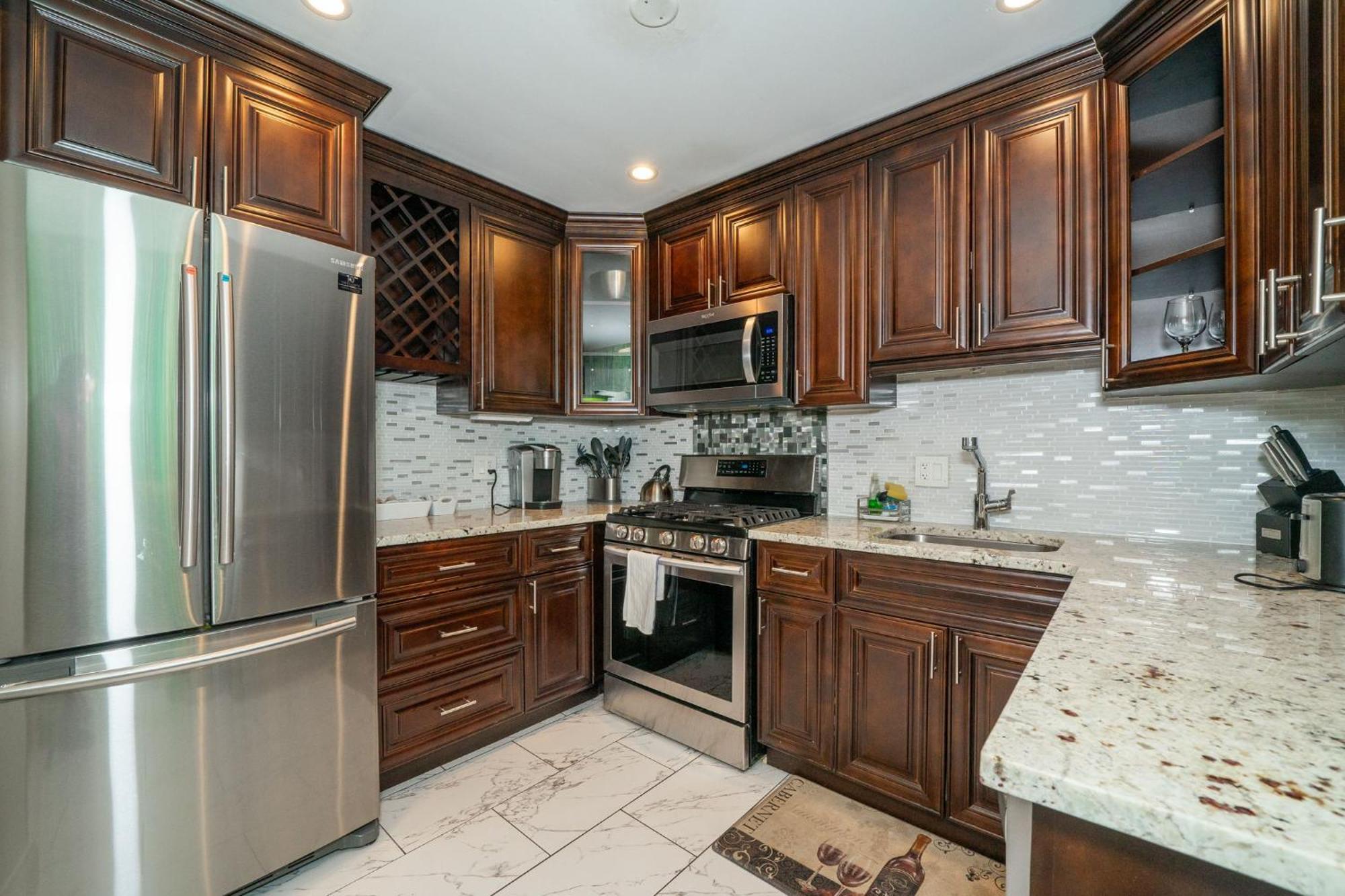 Just Renovated 3 Br/2Bath/ Parking+ Downtown View Διαμέρισμα Ατλάντα Εξωτερικό φωτογραφία