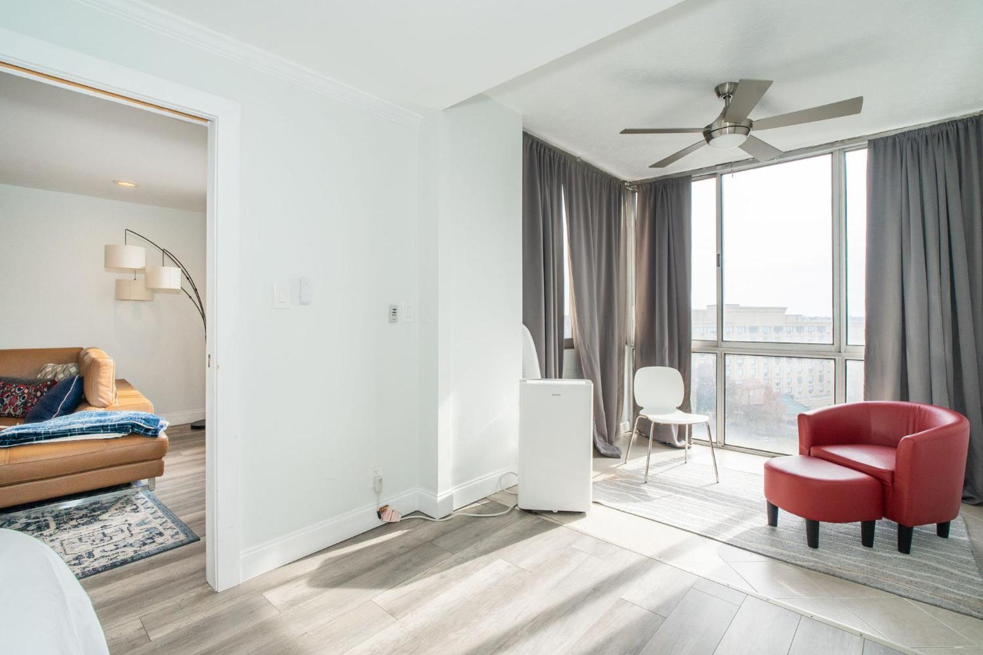 Just Renovated 3 Br/2Bath/ Parking+ Downtown View Διαμέρισμα Ατλάντα Εξωτερικό φωτογραφία