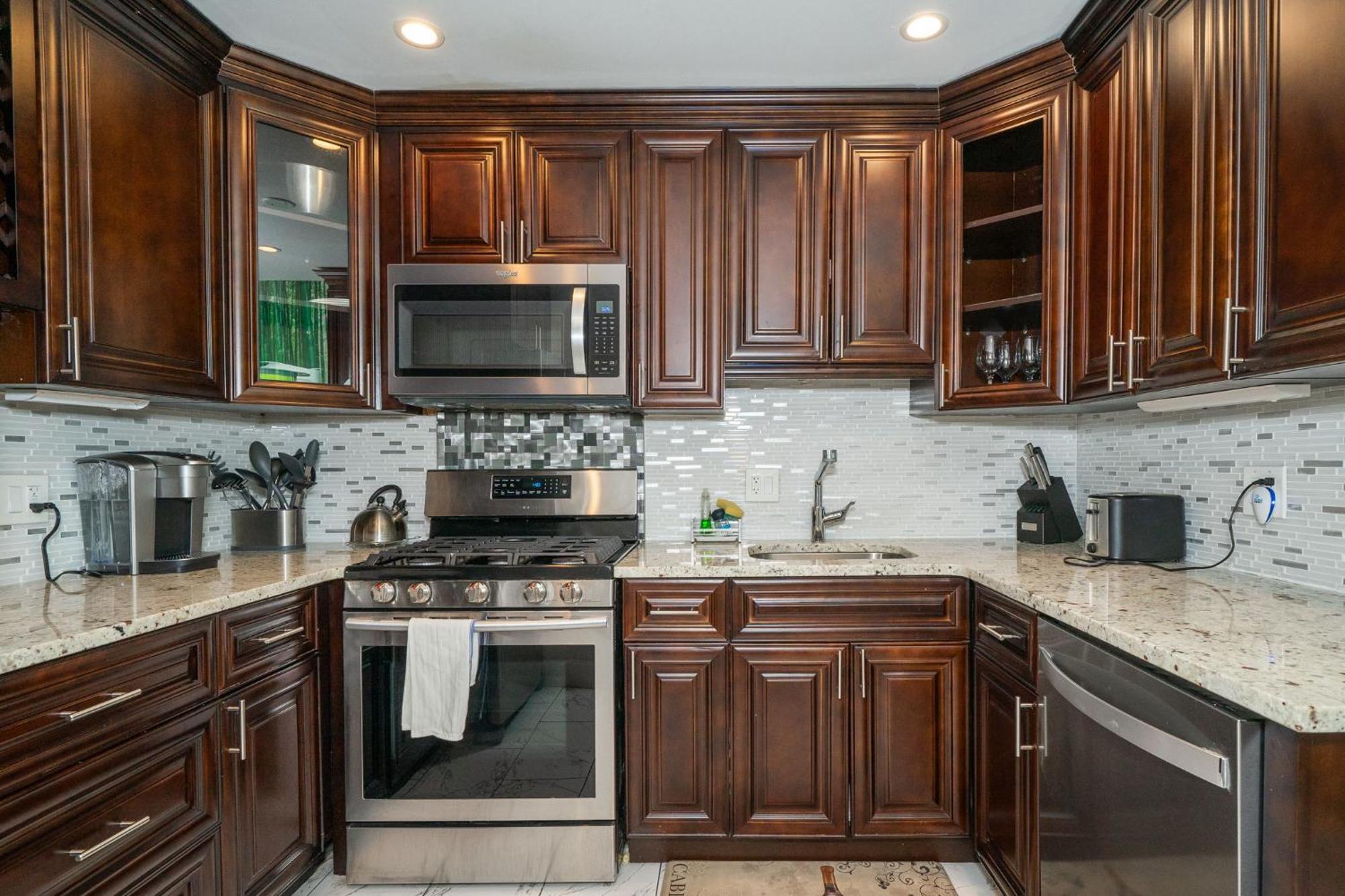 Just Renovated 3 Br/2Bath/ Parking+ Downtown View Διαμέρισμα Ατλάντα Εξωτερικό φωτογραφία