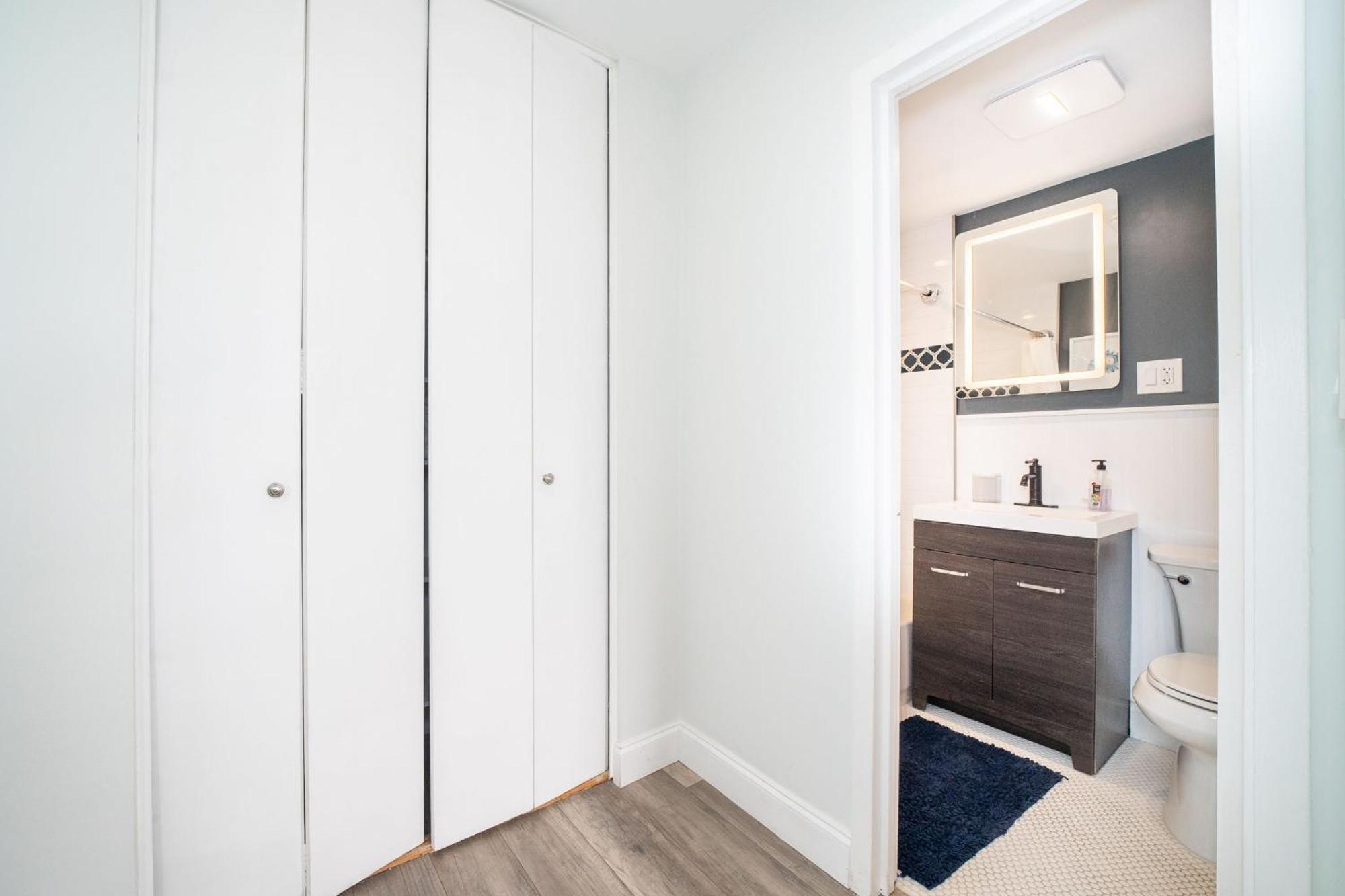 Just Renovated 3 Br/2Bath/ Parking+ Downtown View Διαμέρισμα Ατλάντα Εξωτερικό φωτογραφία