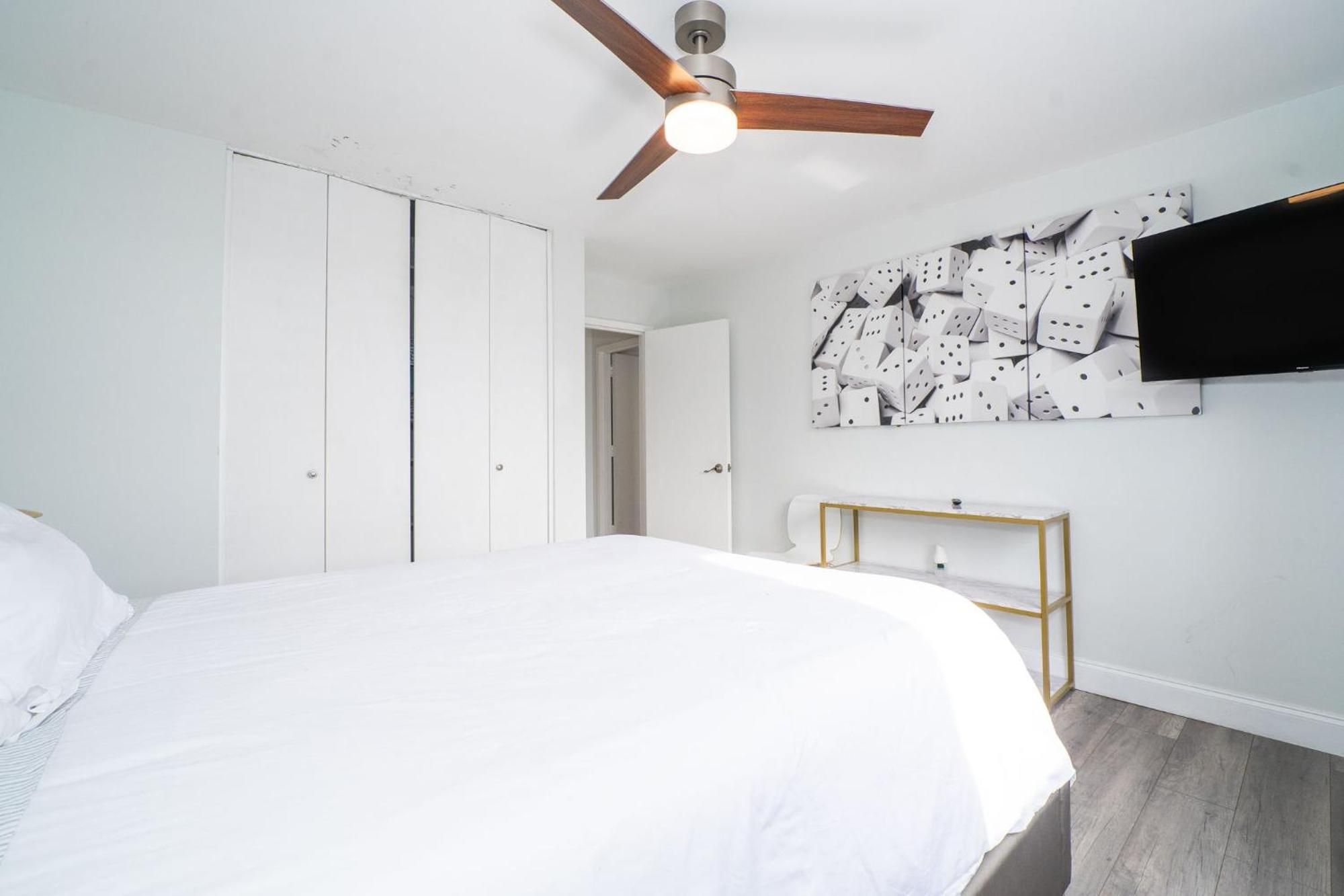 Just Renovated 3 Br/2Bath/ Parking+ Downtown View Διαμέρισμα Ατλάντα Εξωτερικό φωτογραφία
