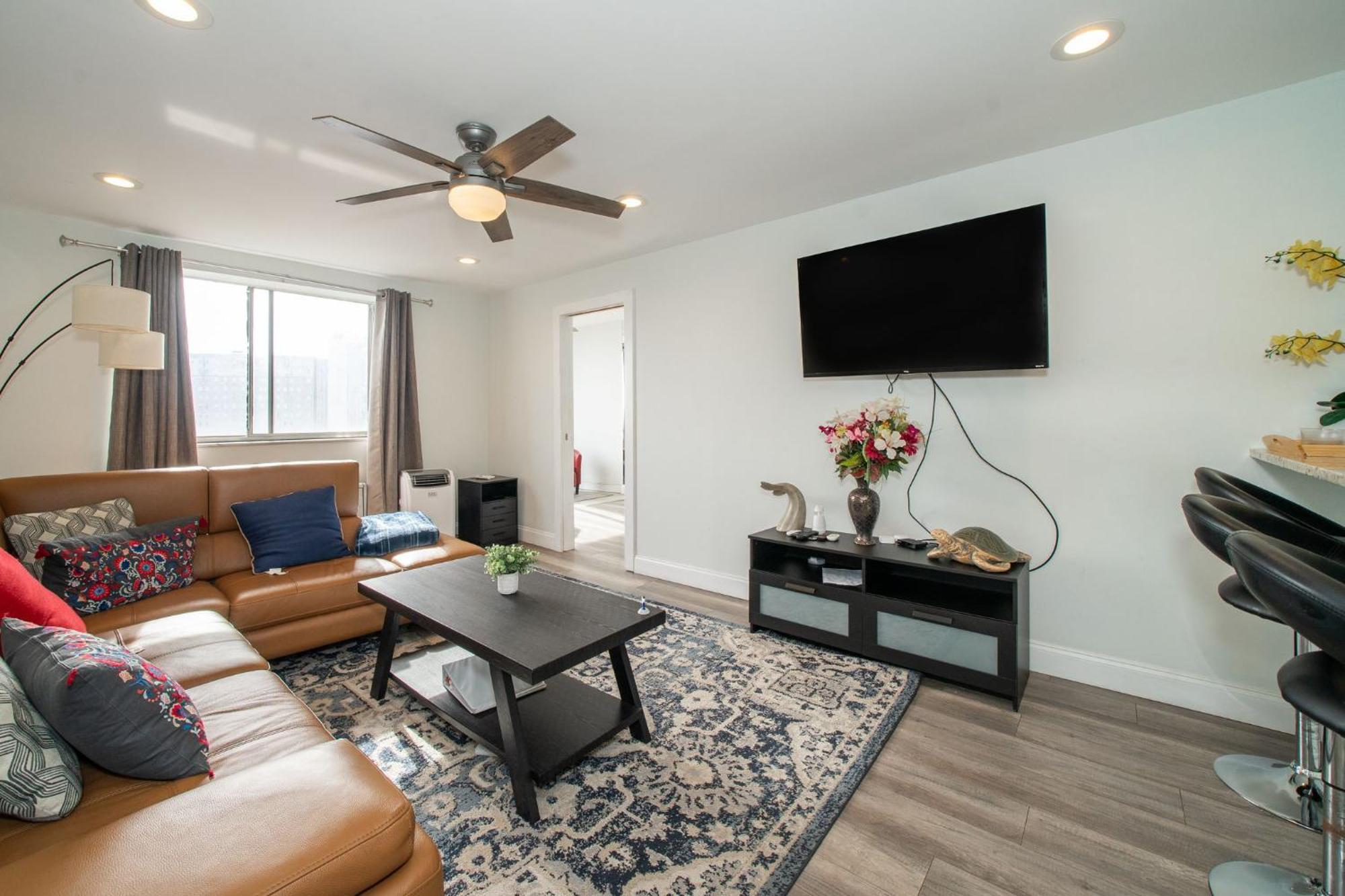Just Renovated 3 Br/2Bath/ Parking+ Downtown View Διαμέρισμα Ατλάντα Εξωτερικό φωτογραφία